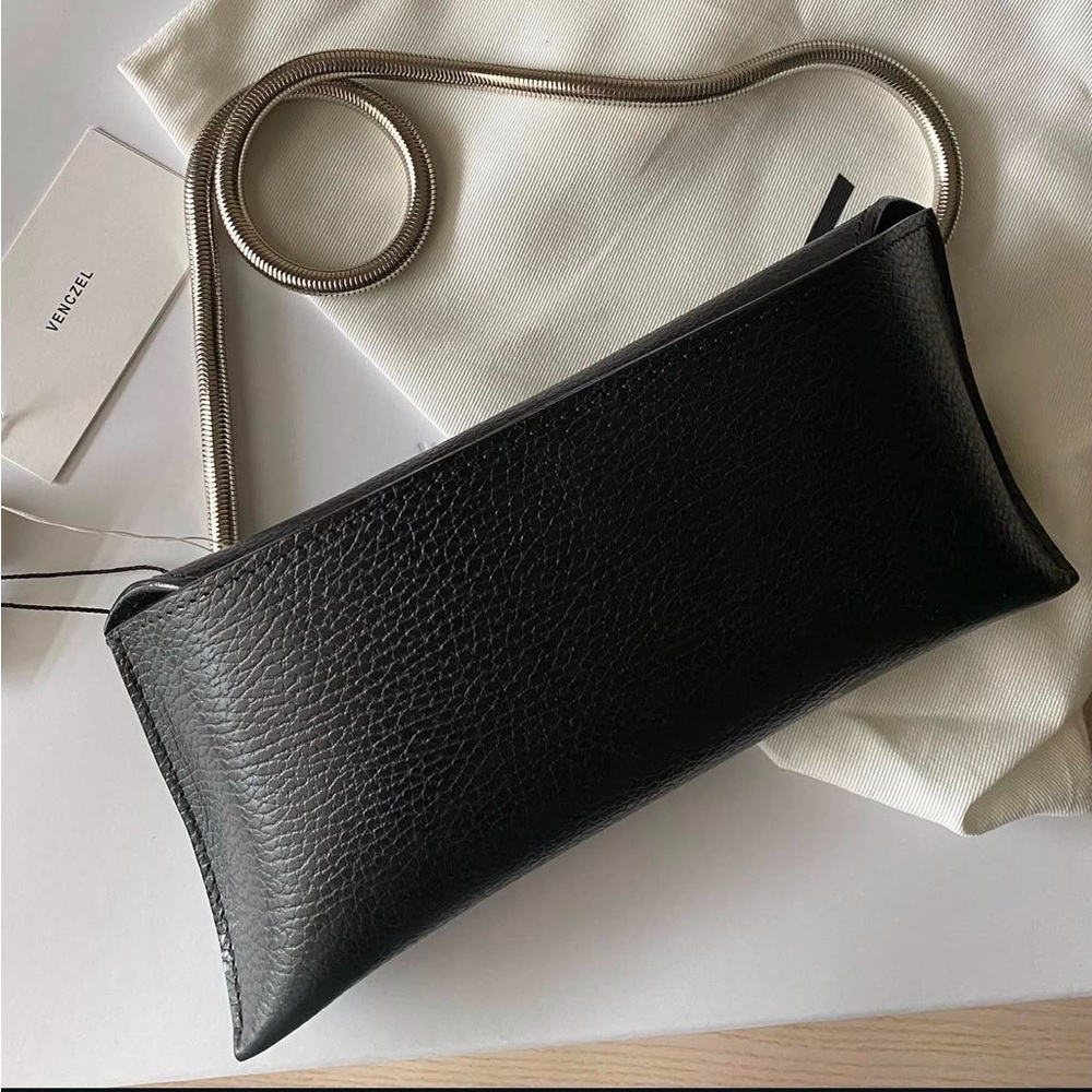 SOLD Venczel SERIAL SNAKE BLACK EMBOSS clutch